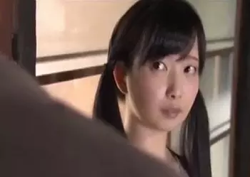 【芹沢つむぎ】使用人を呼び出して、いきり立ったイチモツをマンコにぶち込んで貰い性欲を満たす破廉恥な娘！
