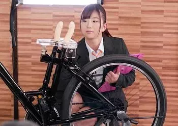 【羞恥&times;OL】美少女が社内で上司おもちゃで2穴交互挿入責めされ弄ばれる　SOD女子社員