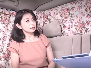 ＜人妻・熟女＞ただ性処理のためにフェラか挿入で射精させる性奴隷おま○こからザーメン流出【膣内射精】
