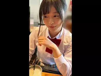 ＜素人モデル＞過去トップランクな現役の女子高生をハメ撮り！ネットでゲット出来た美女に無責任な孕ませ膣内射精ｗ＜ロリJK＞