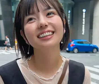 おじさんがショートカットの美少女JDの綺麗なパイパンマンコに渋谷のラブホで生ハメSEX中出し！