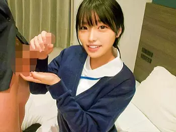 ＜素人作品＞「生チンチン？わたしに入れていいょ」ナイスバディのロリ看護婦に膣内射精！美巨乳ちゃんと3Pへ＜童貞筆おろし＞