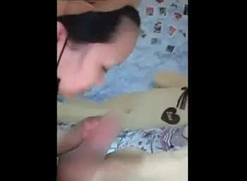 【個人撮影】フェラチオをしてみたい女子大生(処女)さん、弟のチンポで試してしまうｗｗｗ