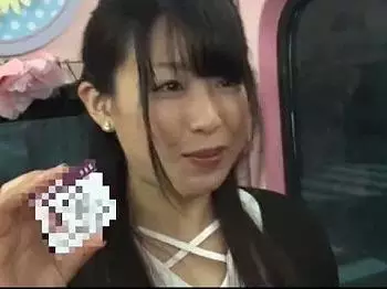 素人女子大生をナンパし騙してAV撮影！ニーハイ素股で痙攣アクメ連続絶頂しながらあふれ出す放尿大量潮吹き変態痴女のエロ動画