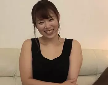 【人妻熟女】肉棒全体をベロで包容しながら大量発射！奥さん達が精液を口に含んでごっくん奉仕