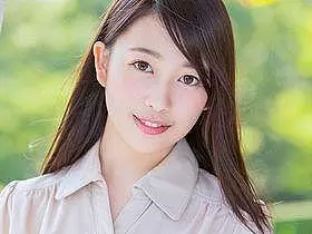 パケ写に偽りなし！家族想いなアイドル級10代少女が親孝行のためにＡＶデビュー！
