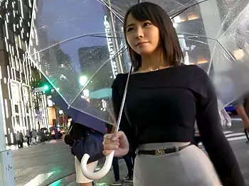 ＜人妻ナンパ＞銀座の似合う本物セレブ奥様！！『奥～気持ちイイからっ！奥！奥ぅ』ギュンギュン締め付ける絶品マンコがヤバイｗ