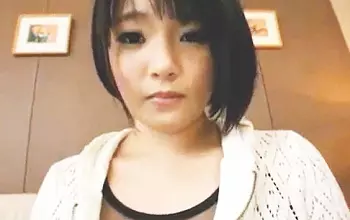&hearts;「いつもノーブラで乳首勃起」恥ずかしがり屋だけど変態痴女&hellip;爆乳おっぱいで街中露出でドエロ