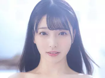 【 彩月七緒】透きとおったような白い肌でどこかのご令嬢を思わせる清楚な女の子が脚を開いてやりまくり！