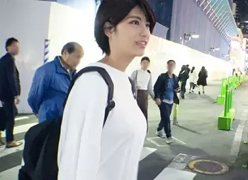 ＜素人＞※ボーイッシュな激カワ美少女をガチナンパ&hearts;19歳の短髪娘を好き放題ハメまくりｗｗｗｗ＜10代/大学生＞