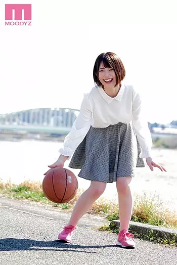 活動休止中のGカップJDアイドル葵いぶき19歳が新人AVデビュー