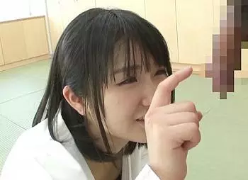 【Ｆカップ・SSS級素人】「わぁ♡すごぉい♡」ムチムチ巨乳おっぱいの、黒帯の空手美少女が膣内射精された後にイキ潮お漏らし