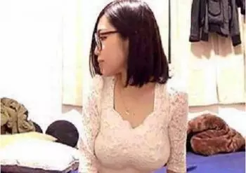 【素人SEX盗撮】アニメ声で喘ぐ～&hearts;（&acute;&forall;｀*)メガネ地味っ娘！ナンパした爆乳おっぱい女子大生の個人撮影SEX盗撮ｗｗ