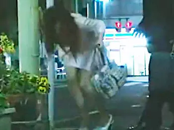 《昏睡レイプ事件》※閲覧注意※泥酔し意識朦朧スレンダーOL美人お姉さん拉致しホテルでクンニ＆強姦SEX絶頂するヤバイやつ