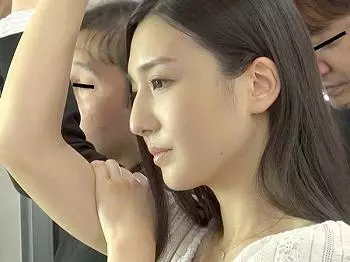 《本物痴漢》長澤まさみ激似の美人お姉さんが電車でガチレイプ！逃走するも2秒で捕獲されトイレで再び犯される&hellip;《強姦&times;凌辱》