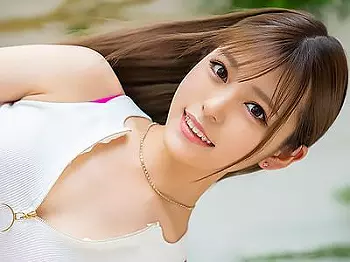 【AVデビュー】バイオリンとピアノが得意な育ちの良い色白美少女が自分と別れたことを元カレに後悔させたくてAV出演！