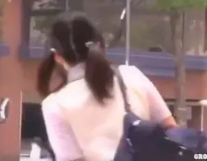 いつも利用してる通学路で知らない男性に狙われアナルセックス強いられたjk