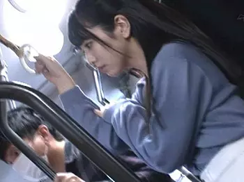 【痴漢レイプ】爽やか清楚美人に容赦なく迫る変態ちんぽ！マ〇コだけではなくアナルにまで突っ込まれ理性は崩壊して発狂イキ！