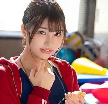【唯井まひろ】水泳部員の記録を伸ばすために美人マネージャーが出来る事？！精子を抜きまくって金玉を空っぽに！？
