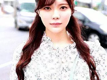 ＜高学歴美女！＞「ルックス・・ヤッバ！」清楚で綺麗な美女お姉さん！淫語を言わせエロ行為楽しんじゃうゾ！！