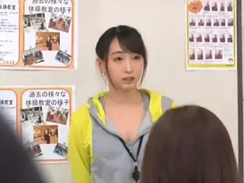ストレッチ教室の先生と図書館司書を兼任してるスレンダー美女が痴漢に襲われ&hellip;超敏感でビクビク感じて糸引くほどマン汁垂らし&hellip;