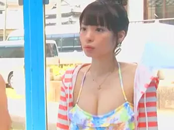 【素人ナンパ＠女子大生】マジックミラー号で美少女ビキニJD友達が素股に発情し騎乗位バック生セックス&rArr;中だし絶頂だコレ