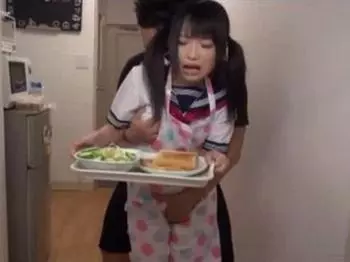 No,1977: ロリ女子校生の妹の発育したエッチな身体に欲情した兄の近親相姦レイプ。& 管-a44 羞恥から快感へ変わ