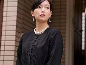 「だめよ&hellip;ああっ&hellip;！！」夫の連れ子と罰当たりな近親セックス！！無理やり襲われたもののアソコだけは馬鹿正直に&hellip;