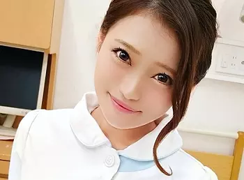 【素人】『気持ちぃですか&hearts;』異常性欲のギャルナースが童貞患者を秘密の診察！騎乗位で生ハメ&rArr;激ピスに悶絶の筆おろしSEXｗ