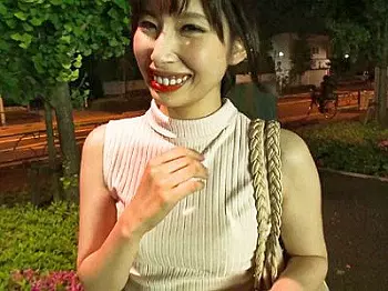 【ハメ撮り】欲求不満な巨乳奥さんが、旦那に内緒でこっそり出会い系で知り合った男と生SEX&hearts;