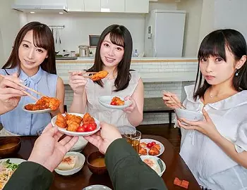 部屋結界【ＶＲ】僕のせいでお札が剥がれ、悪霊出現！悪霊の仕業で僕の大切な3人の姉が淫乱なメス穴になってしまった&hellip;