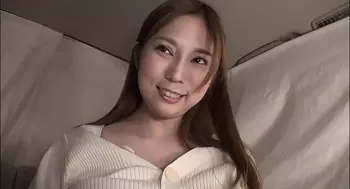 【人妻ナンパ】「イクっ、イッちゃうっ」口数少ない控えめな巨乳妻はチンポ咥えてスイッチが入るおしゃぶり好きな隠れスケベ妻