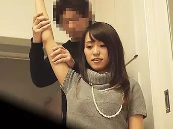 NTR人妻 同じアパートに住むキレイな奥様！若い男の誘惑にオマンコ濡らしまくって何度もおかわりSEXしちゃうｗ