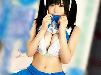 ◇真正コスプレイヤー&laquo;あず希&raquo;◇可愛い虹色ちゃんはロリ顔に似合わない爆乳オッパイ♪舌足らずなアヘ声でイキ捲っちまうぜww