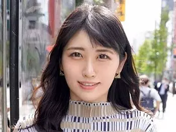 【不倫×素人】吸い付きフェラやビクビク痙攣イキな人妻NTR不倫セックスする激エロ美人の奥サマ!