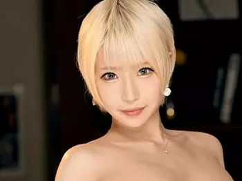 【お姉さん&times;素人】ハメ潮イキ潮お漏らしセックスして爆乳グラマラス豊満ムチムチ金髪ギャルの放尿美人がスケベな流れ！