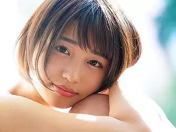 広瀬すず似！？激カワ！芸能人級の童顔ロリ巨乳美少女が女子高生のセーラー服を着衣でバイブ責めされビクンビクン痙攣//&hearts;