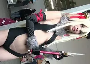 ※個人撮影※　体の半分以上を露出しちゃってる、えっろいコスプレイヤーがエロすぎて勃起したｗｗ