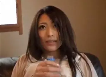 【人妻】美人妻がマンコローター責め、弄られ舐められ、フェラ、手コキ、勃起肉棒生挿入ガン突き絶頂顔射。
