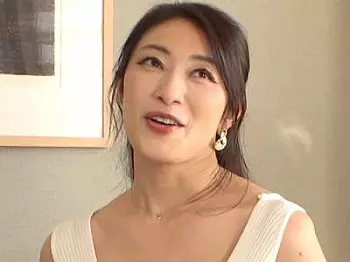 【顔騎】卑猥アナル舐めご奉仕プレーやだいしゅきホールドで巨乳セクシー美熟女がエロ展開！
