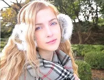 【外人】ドタキャンされてしょげているパツキン女子校生に声を掛けて自宅へお持ち帰り成功！！天使過ぎる&hellip;