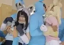 阿部乃みく 跡美しゅり けも耳コスプレイヤーズ 可愛い美少女レイヤー ネコミミ 乱交 コスプレ パロディ フェラ ハメ撮