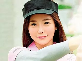 【外国人】韓国人の美少女お姉さんがスレンダーボディを披露でAV女優デビュー！爆乳揺らして痙攣アクメの痴女プレイが卑猥！