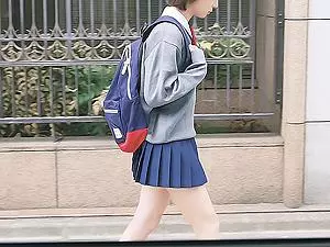 『やべぇ&hellip;くっそ可愛い&hellip;我慢できねぇ！』幼い顔したＪＫをガッツリハメまくり！
