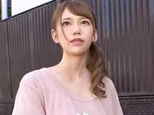 「キスするのも初めて?」若いお母さんが筆おろし企画に登場!!チェリーボーイに母性をくすぐられたのか、あれよあれよと…