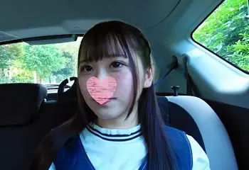 慎重150cmの小さな女の子に汚いおじさん4人が続けて種付け中出し!無毛マンコが極太チンポでガバガバになるまで犯した一部