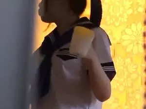 セーラー服の可愛い女の子が自宅に侵入した男達に襲われる！下着をハサミで切られ無理やり犯され中出しされてしまう！