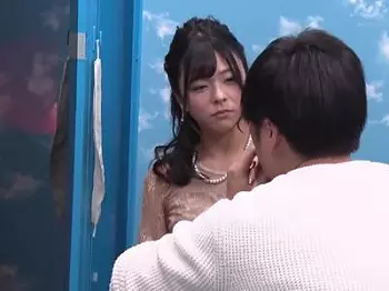 20歳になってテンション上がった魅力的な美少女が乱れまくる　ほろ酔いで気分も体も開放的になってる