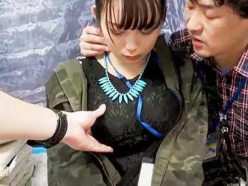 【マジックミラー】「えっ&hellip;わたしがやるんですか？」拒否できない美爆乳ADが段取り確認で先輩たちと中出し大乱交【膣内射精】