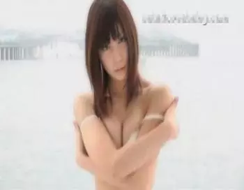 〖仲村みう〗ミウちゃんの超絶ドスケベボディ！手で乳首隠してるけど綺麗な横乳や谷間が丸見えな件ｗｗｗ